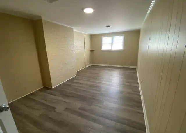 Property at 109 Caran Rd, Williamsburg, VA, 23185, 3 beds, 2 baths, [object Object]