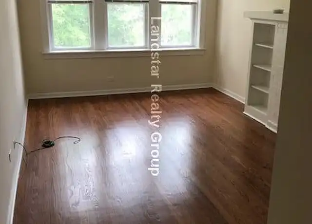 Property at 4453 N Hamlin Ave, Chicago, IL, 60625, 2 beds, 1 bath, [object Object]