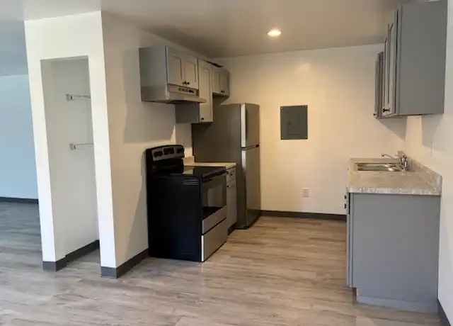 Property at 595 Wagner Dr Unit 20, Battle Creek, MI, 49017, 1 bed, 1 bath, [object Object]