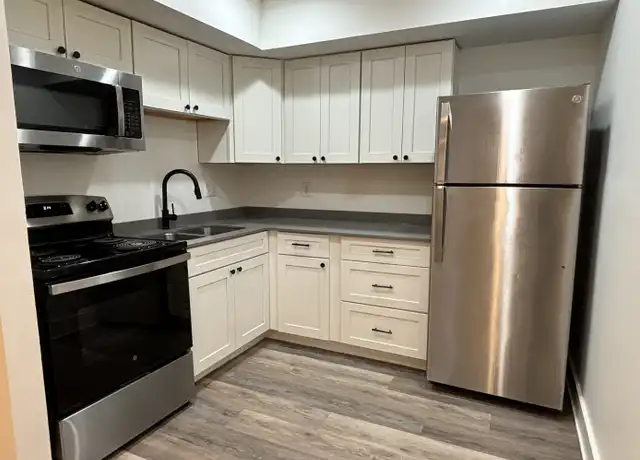 Property at 3202 Central Ave, Indianapolis, IN, 46205, 1 bed, 1 bath, [object Object]