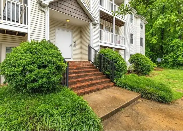 Property at 2328 W Vandalia Rd Unit M, Greensboro, NC, 27407, 2 beds, 2 baths, [object Object]