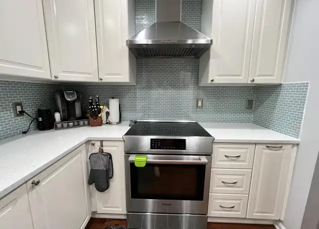 Property at 2723 Carter Farm Ct, Alexandria, VA, 22306, 4 beds, 3.5 baths, [object Object]