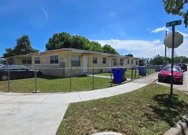 Property at 1900 NW 31st St Unit 3, Miami, FL, 33142, 1 bed, 1 bath, [object Object]