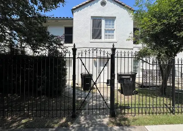 Property at 5825 Fontainebleau Dr Unit 1, New Orleans, LA, 70125, 2 beds, 1 bath, [object Object]