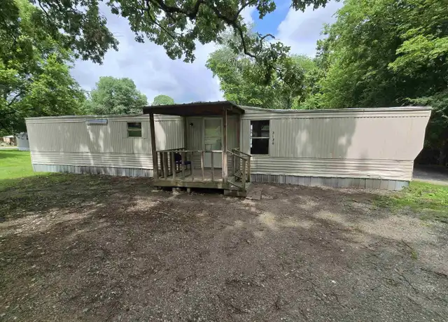 Property at 2136 Cliffwood Rd, Little Rock, AR, 72206, 2 beds, 1.5 baths, [object Object]