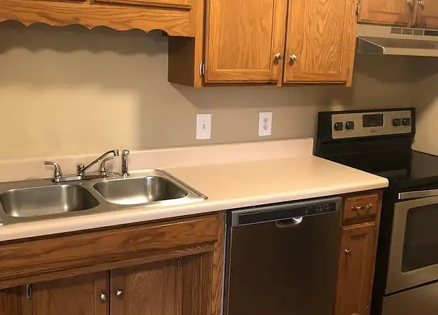 Photo of 1001 Mason Tucker Dr, Smyrna, TN 37167
