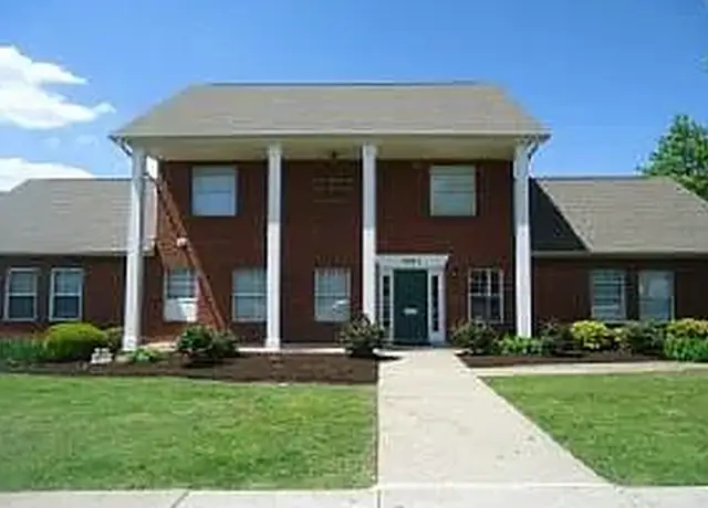 Photo of 1001 Mason Tucker Dr, Smyrna, TN 37167