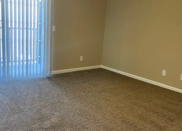 Photo of 1001 Mason Tucker Dr, Smyrna, TN 37167