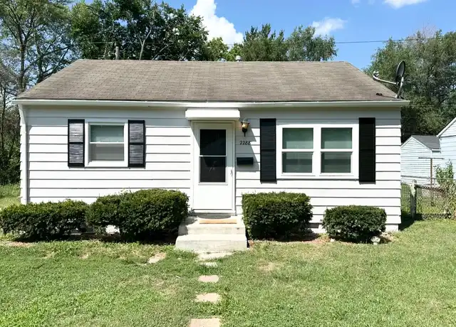 Property at 2288 N Moreland Ave, Indianapolis, IN, 46222, 2 beds, 1 bath, [object Object]