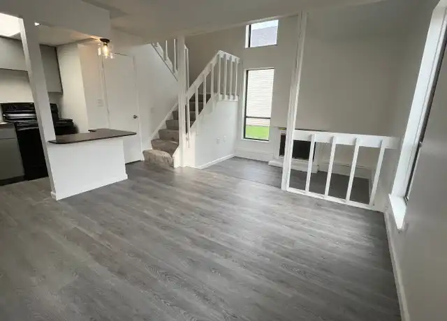 Property at 1881 S Arlington St, Akron, OH, 44306, 1 bed, 1 bath, [object Object]