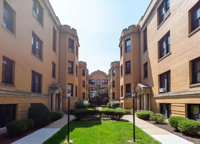 Property at 2416 N Sawyer Ave, Chicago, IL, 60647, 3 beds, 2 baths, [object Object]