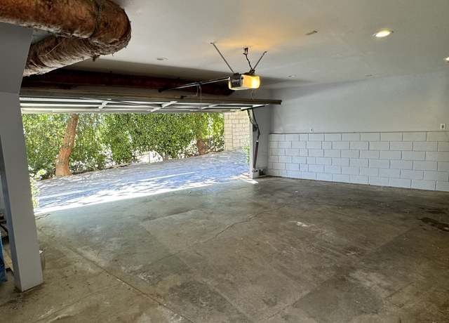 Photo of 5249 Escalante Dr, La Canada Flintridge, CA 91011
