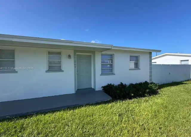 Property at 10541 SW 184th St Unit 41-43, Cutler Bay, FL, 33157, 3 beds, 1 bath, [object Object]
