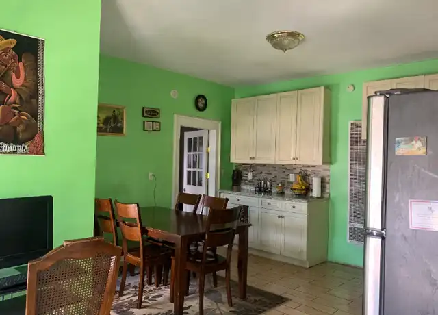Property at 103 S Cliff St Unit 2nd, Ansonia, CT, 06401, 2 beds, 1 bath, [object Object]