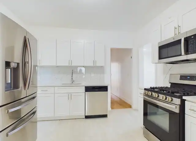 Property at 428 Main St Unit 1, Medford, MA, 02155, 3 beds, 1 bath, [object Object]