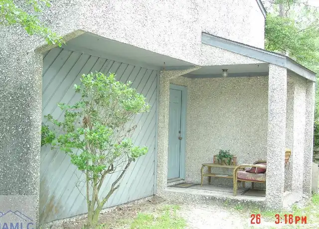 Property at 1065 Kelly Dr, Hinesville, GA, 31313, 2 beds, 1 bath, [object Object]