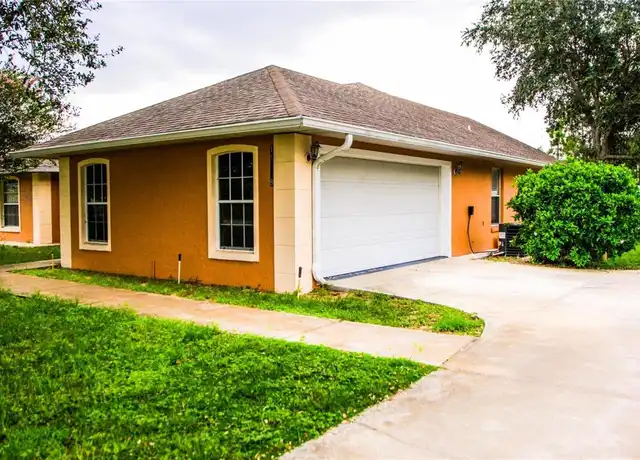 Property at 11649 Audubond Ln, Clermont, FL, 34711, 3 beds, 2 baths, [object Object]