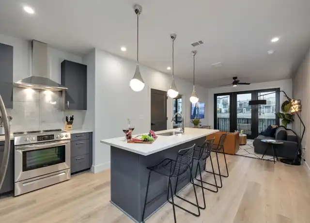 Property at 303 31st Ave S Unit 313, Nashville, TN, 37212, 2 beds, 2 baths, [object Object]