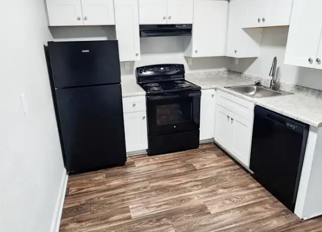 Property at 548 Madison St Unit 21D, Portsmouth, VA, 23704, 2 beds, 1 bath, [object Object]