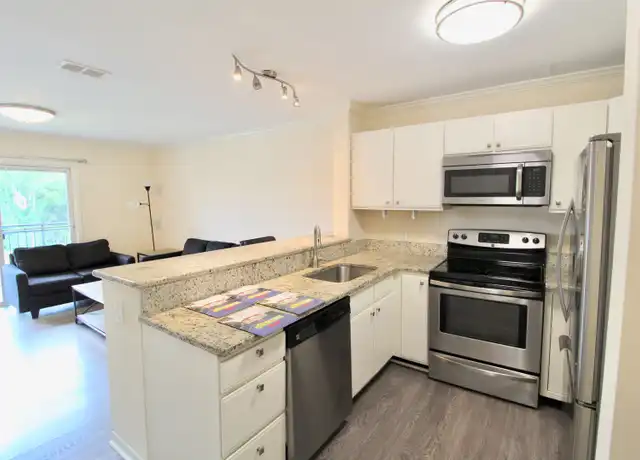 Property at 1330 Hunters Rd, Harrisonburg, VA, 22801, 4 beds, 2 baths, [object Object]