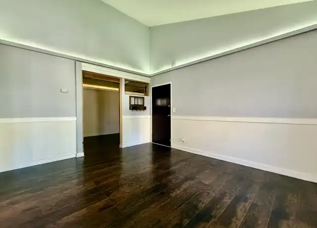 Property at 28947 Thousand Oaks Blvd #203, Agoura Hills, CA, 91301, 1 bed, 1 bath, [object Object]