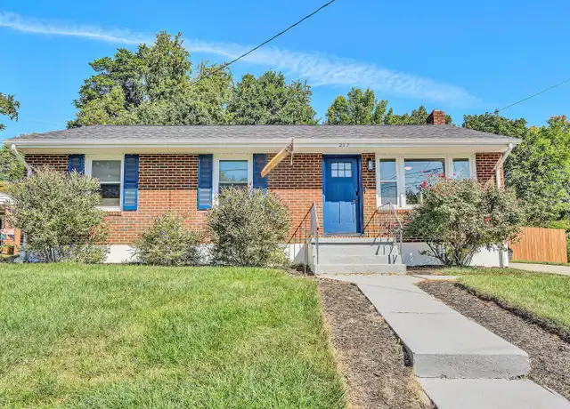 Property at 2317 Mowles Dr, Salem, VA, 24153, 3 beds, 1 bath, [object Object]