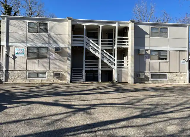 Property at 1219 Claflin Rd Unit 3, Manhattan, KS, 66502, 0 beds, 1 bath, [object Object]