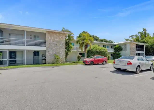 Property at 115 SW 1st Ave #5, Boynton Beach, FL, 33435, 2 beds, 2 baths, [object Object]