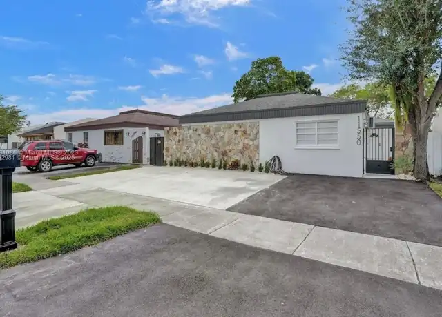 Property at 11550 SW 80th Ter, Miami, FL, 33173, 4 beds, 2 baths, [object Object]