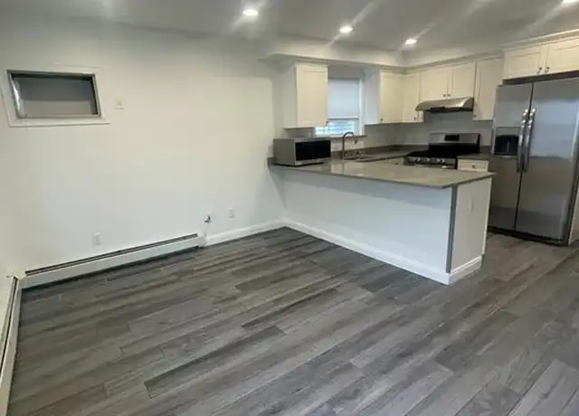 Property at 9204 Rockaway Fwy Unit 1, Arverne, NY, 11692, 3 beds, 2 baths, [object Object]
