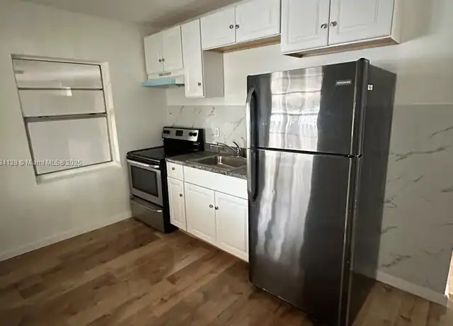 Property at 4100 Palm Ave Unit 19, Hialeah, FL, 33012, 1 bed, 1 bath, [object Object]