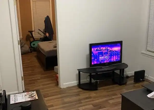 Property at 16 Leeds St Unit 1, Boston, MA, 02127, 2 beds, 1 bath, [object Object]