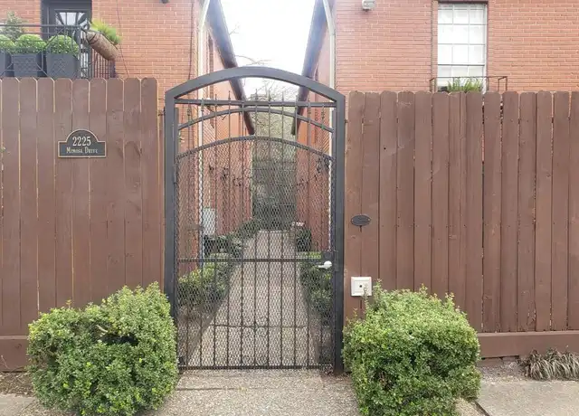Property at 2225 Mimosa Dr Unit 3, Houston, TX, 77019, 1 bed, 1 bath, [object Object]