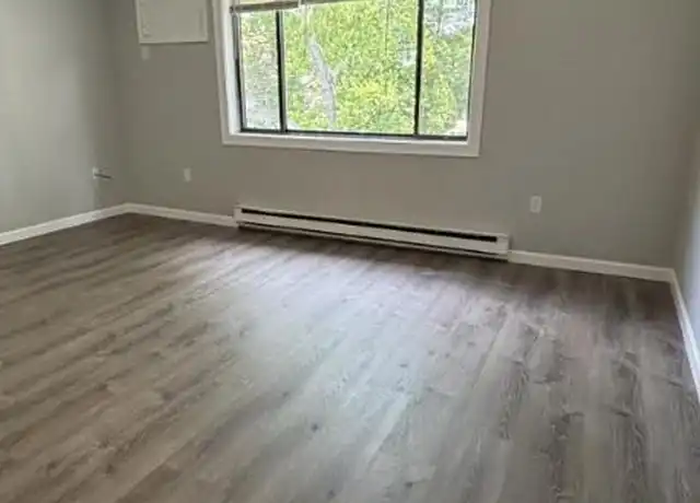 Property at 433 Sunderland Rd, Worcester, MA, 01604, 1 bed, 1 bath, [object Object]