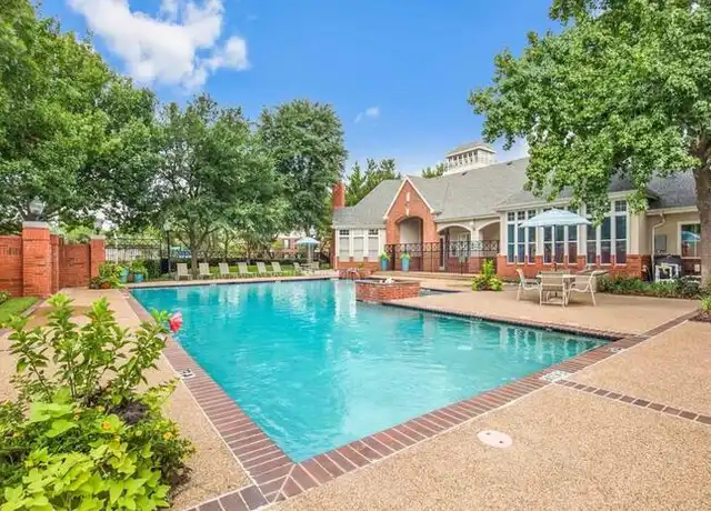 Property at 202 Santa Fe Trl Unit c2, Irving, TX, 75063, 2 beds, 2 baths, [object Object]
