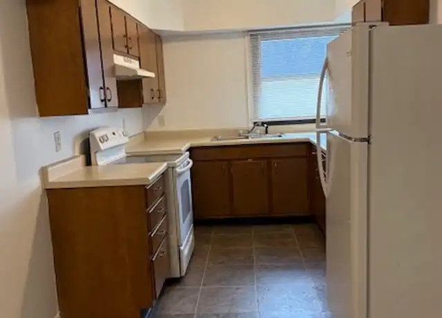 Property at 301 W North St, Eldon, MO, 65026, 2 beds, 1 bath, [object Object]