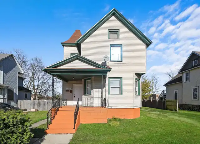 Property at 1097 E Merchant St Unit 2, Kankakee, IL, 60901, 2 beds, 1 bath, [object Object]