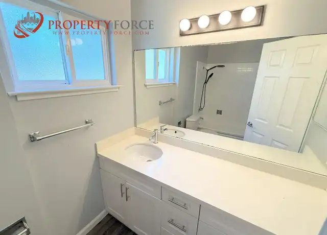 Property at 1619 Oxford St Unit 9, Redwood City, CA, 94061, 2 beds, 1 bath, [object Object]