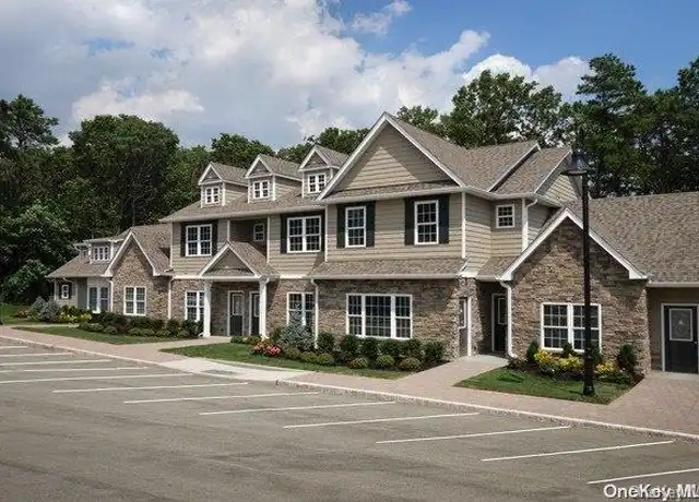 Property at 40 Sunlight Walk Unit 40, Holbrook, NY, 11741, 2 beds, 2 baths, [object Object]