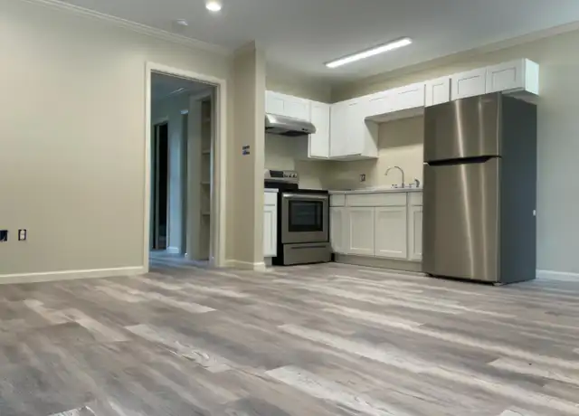 Property at 600 E University Ave #7, Lafayette, LA, 70503, 1 bed, 1 bath, [object Object]