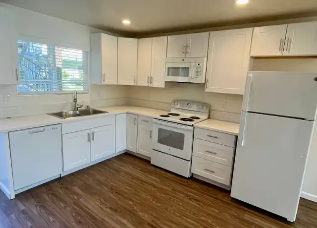 Property at 821 Old Stage Rd Unit 8, Fallbrook, CA, 92028, 1 bed, 1 bath, [object Object]