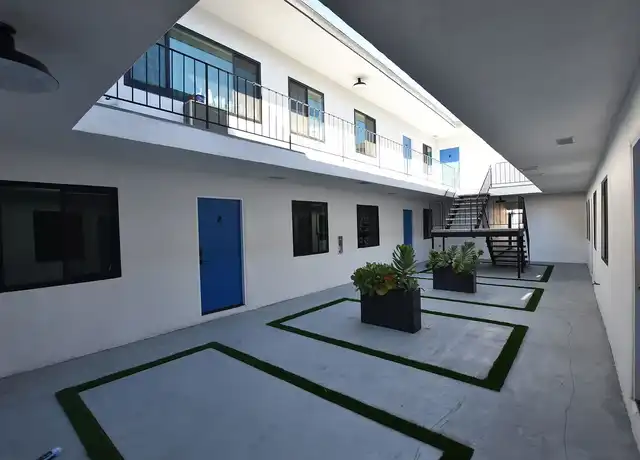 Property at 3415 London St, Los Angeles, CA, 90026, 2 beds, 1.5 baths, [object Object]