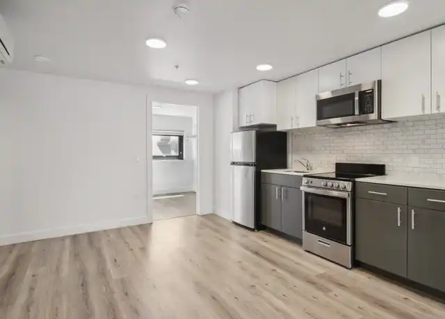 Property at 1919 Market St, Oakland, CA, 94607, 2-4 beds, 2 baths, [object Object]