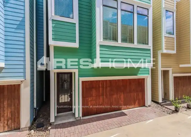 Property at 318 W 28th St Unit H, Houston, TX, 77008, 3 beds, 2.5 baths, [object Object]