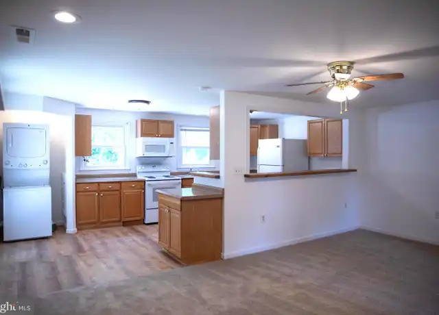 Property at 1967 Mountain View Rd Unit B, Stafford, VA, 22556, 1 bed, 1 bath, [object Object]