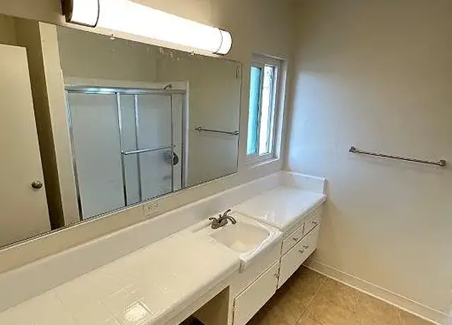 Photo of 531 Ridgeway Ln, La Habra, CA 90631