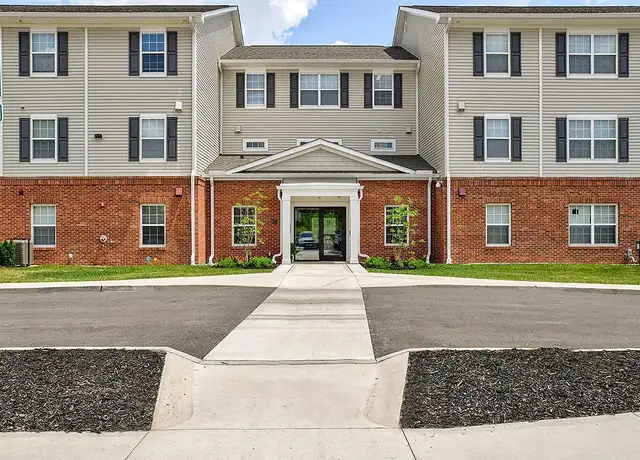 Photo of 216 N Wheatland Ave, Columbus, OH 43204