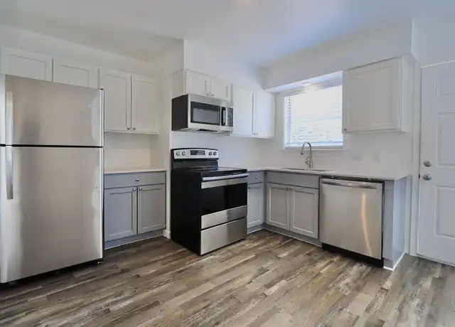 Property at 6202 Gaston Ave Unit 7B, Dallas, TX, 75214, 1 bed, 1 bath, [object Object]