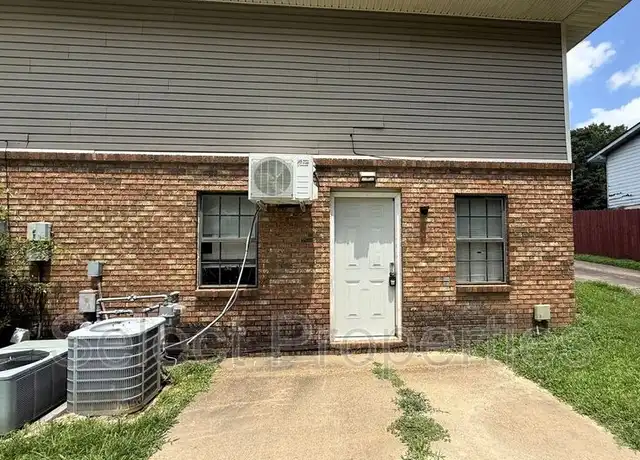 Property at 2011 Stonemill Dr Unit 4, Jonesboro, AR, 72401, 2 beds, 1.5 baths, [object Object]