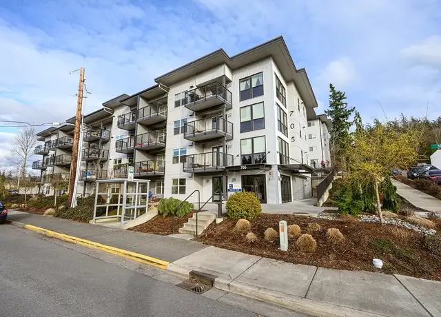 Photo of 705 32nd St, Bellingham, WA 98225